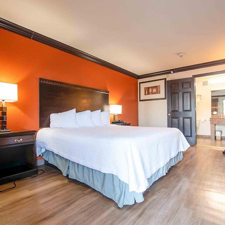 Days Inn By Wyndham Oklahoma City/Moore Екстер'єр фото