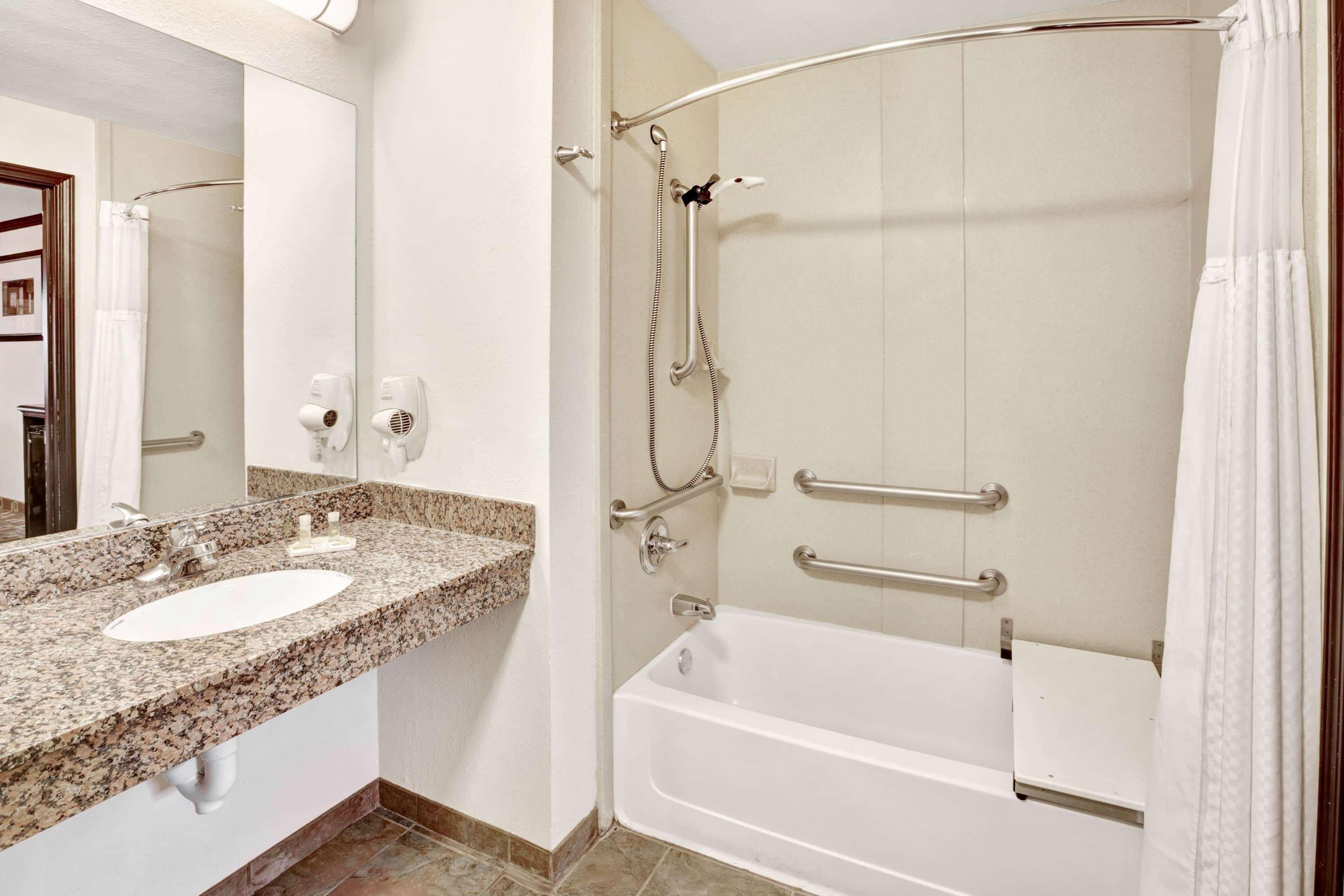 Days Inn By Wyndham Oklahoma City/Moore Екстер'єр фото