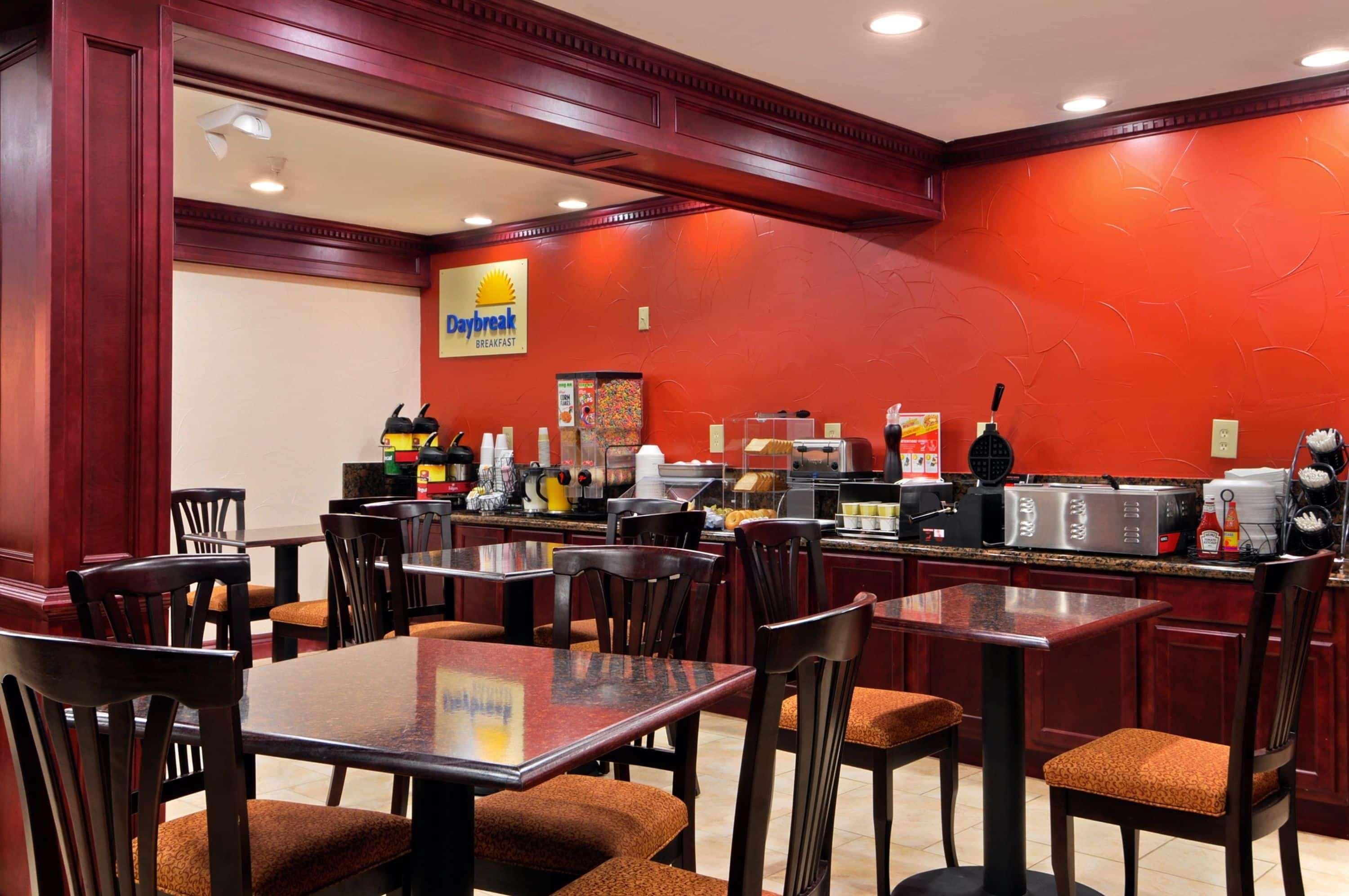 Days Inn By Wyndham Oklahoma City/Moore Екстер'єр фото