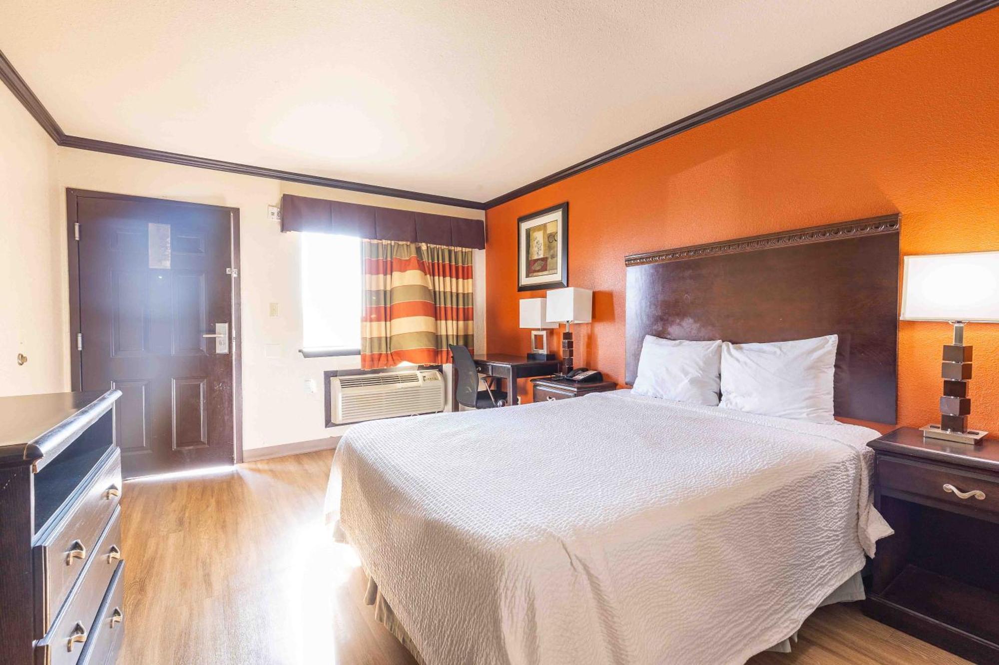 Days Inn By Wyndham Oklahoma City/Moore Екстер'єр фото
