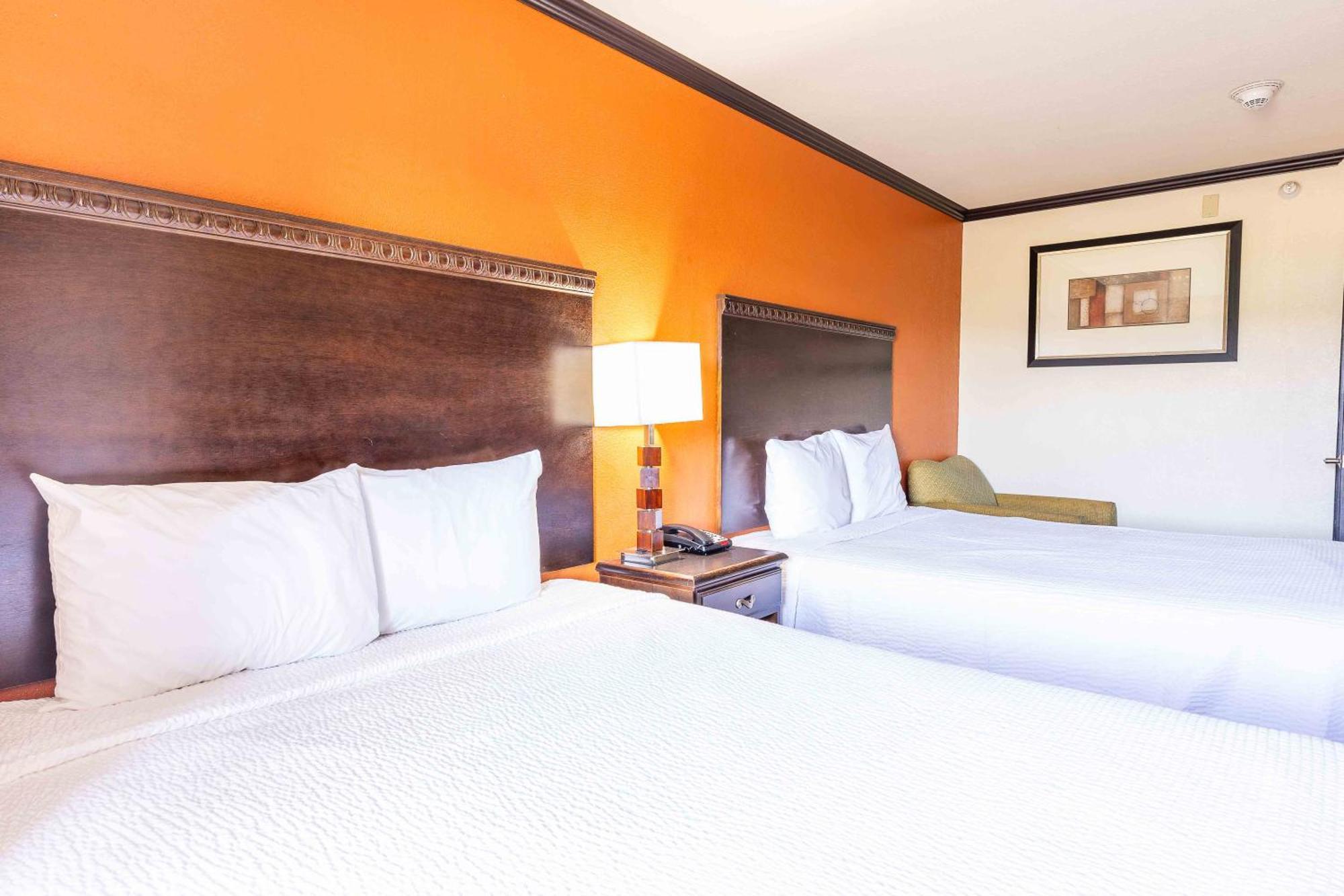 Days Inn By Wyndham Oklahoma City/Moore Екстер'єр фото