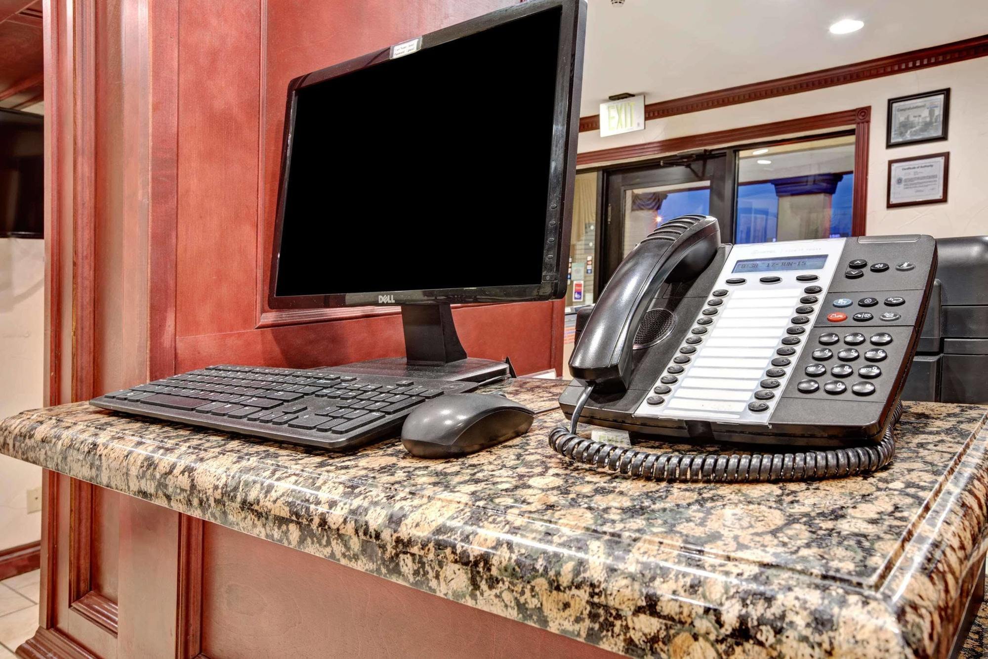 Days Inn By Wyndham Oklahoma City/Moore Екстер'єр фото